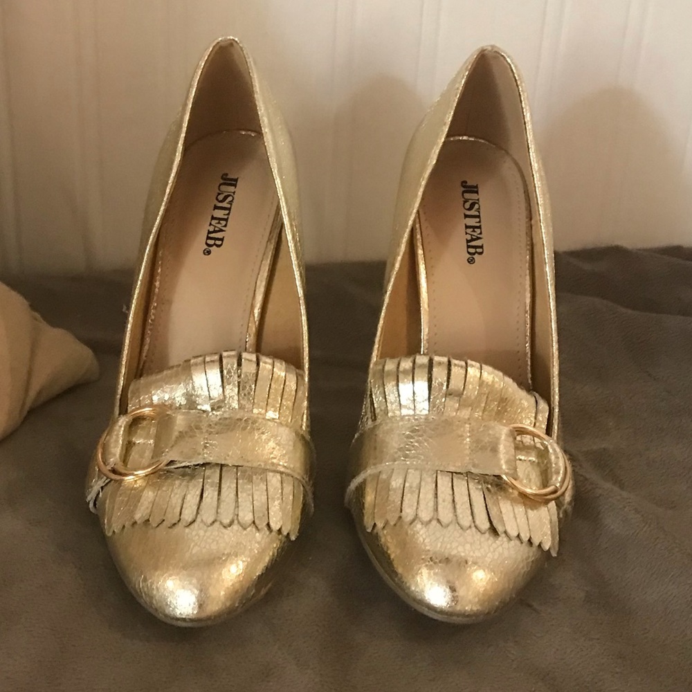NEW Gold JustFab Shoes